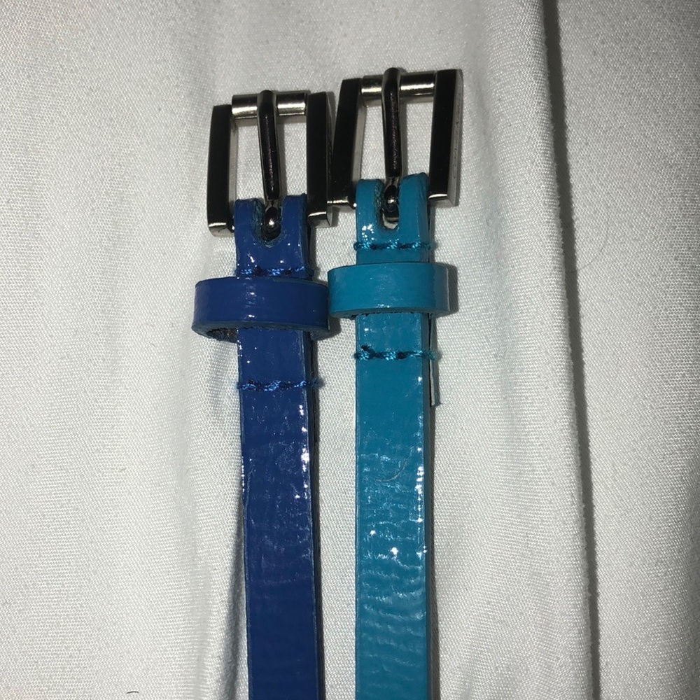 Two tone blue double belt